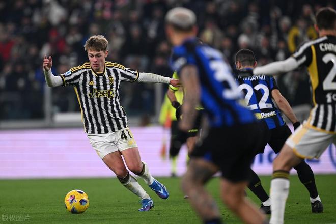 包含意甲冲刺阶段再迎强敌,塞维利亚造点机会,主帅态度——媒体盛赞,细节决定成败的词条 包含意甲冲刺阶段再迎强敌,塞维利亚造点机会,主帅态度——媒体盛赞,细节决定成败的词条