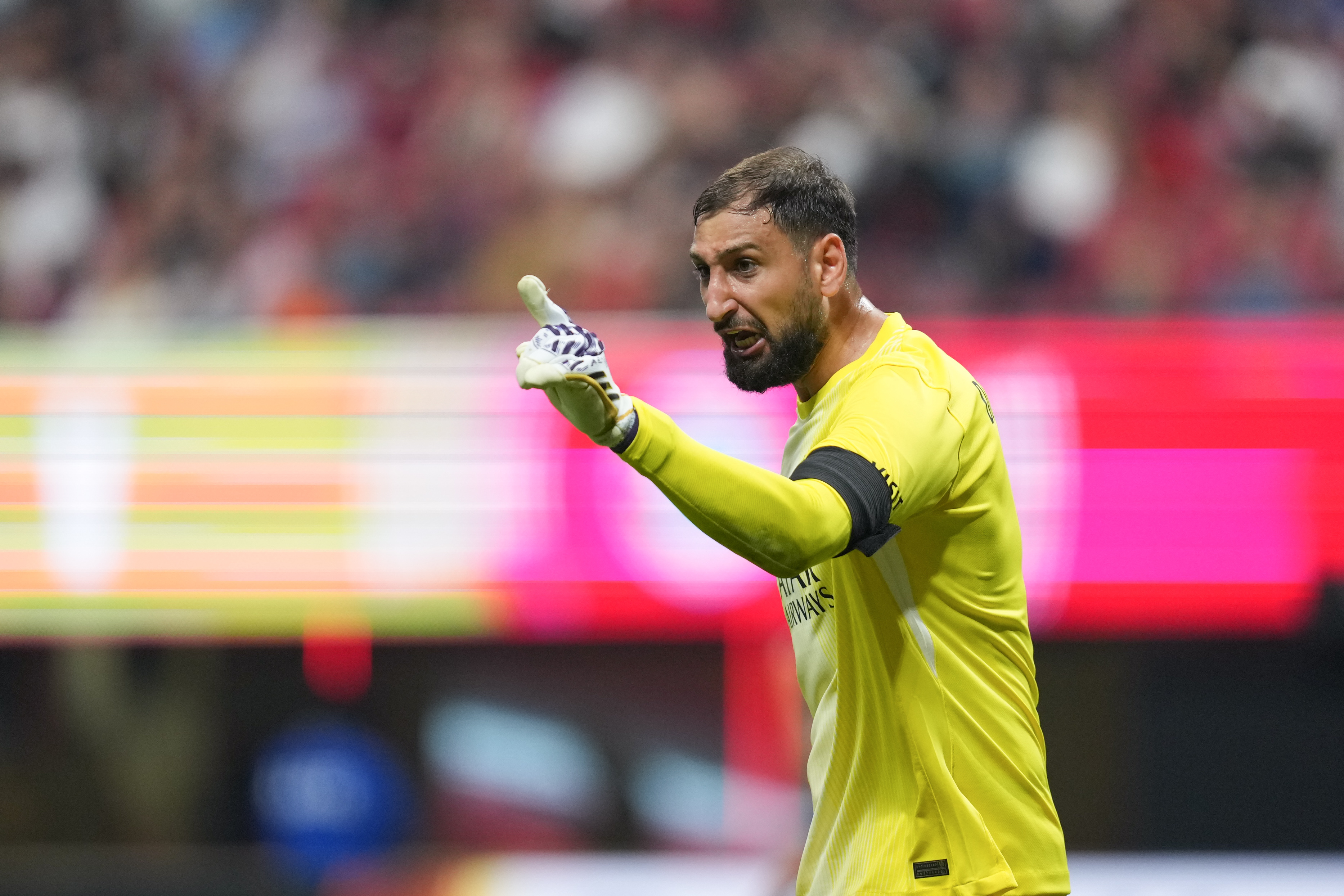 包含意大利杯倒计时；巴黎圣日耳曼清晨队长鼓劲；细节引发关注；话题不断；年轻球员得到机会的词条